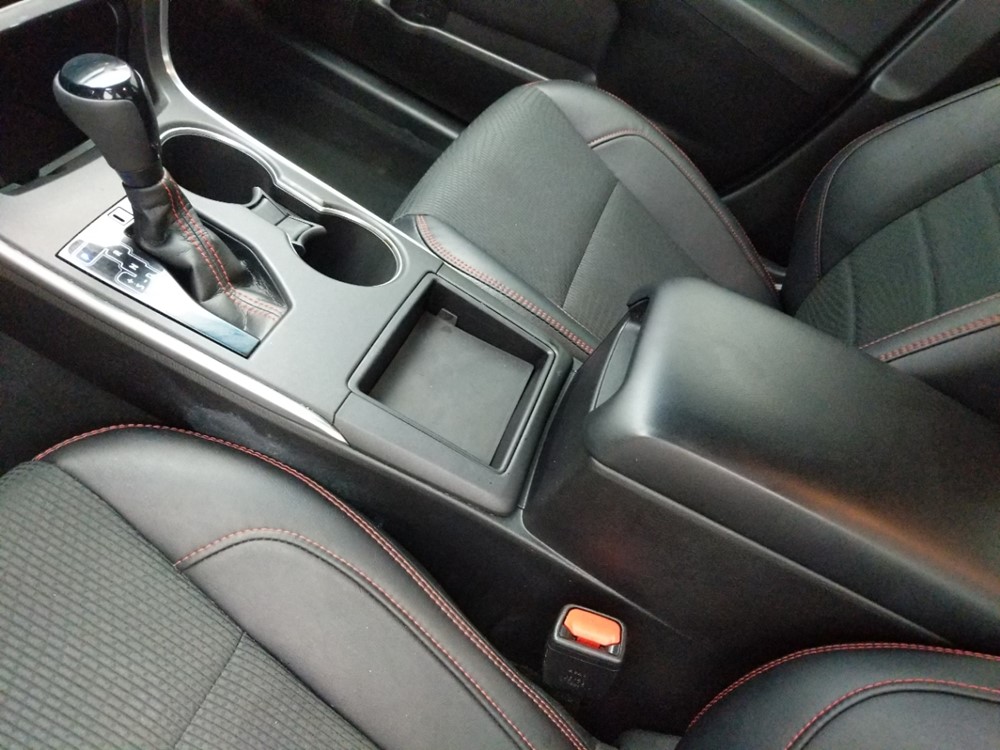 2017 Toyota Camry - Center Console/Cup Holders
