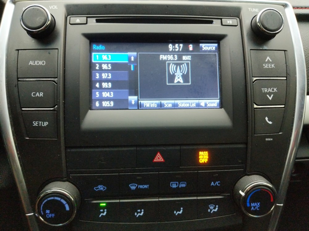 2017 Toyota Camry - Stereo Package