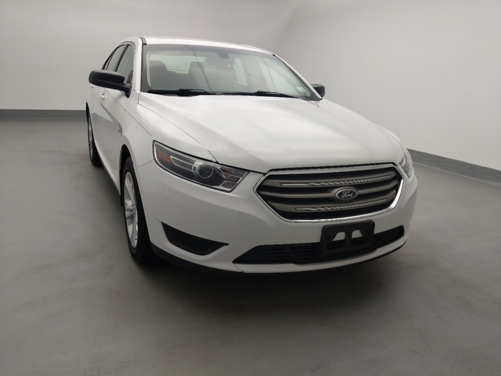 2016 Ford Taurus - Passenger Front Hood