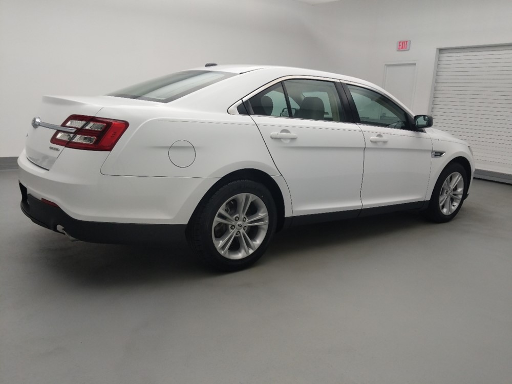 2016 Ford Taurus - Passenger Rear Side
