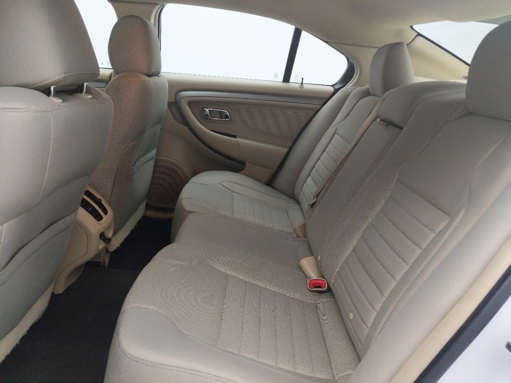 2016 Ford Taurus - Driver Rear Seat