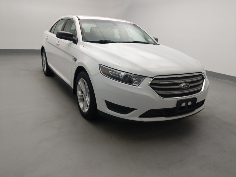 2016 Ford Taurus - Passenger Front Bumper