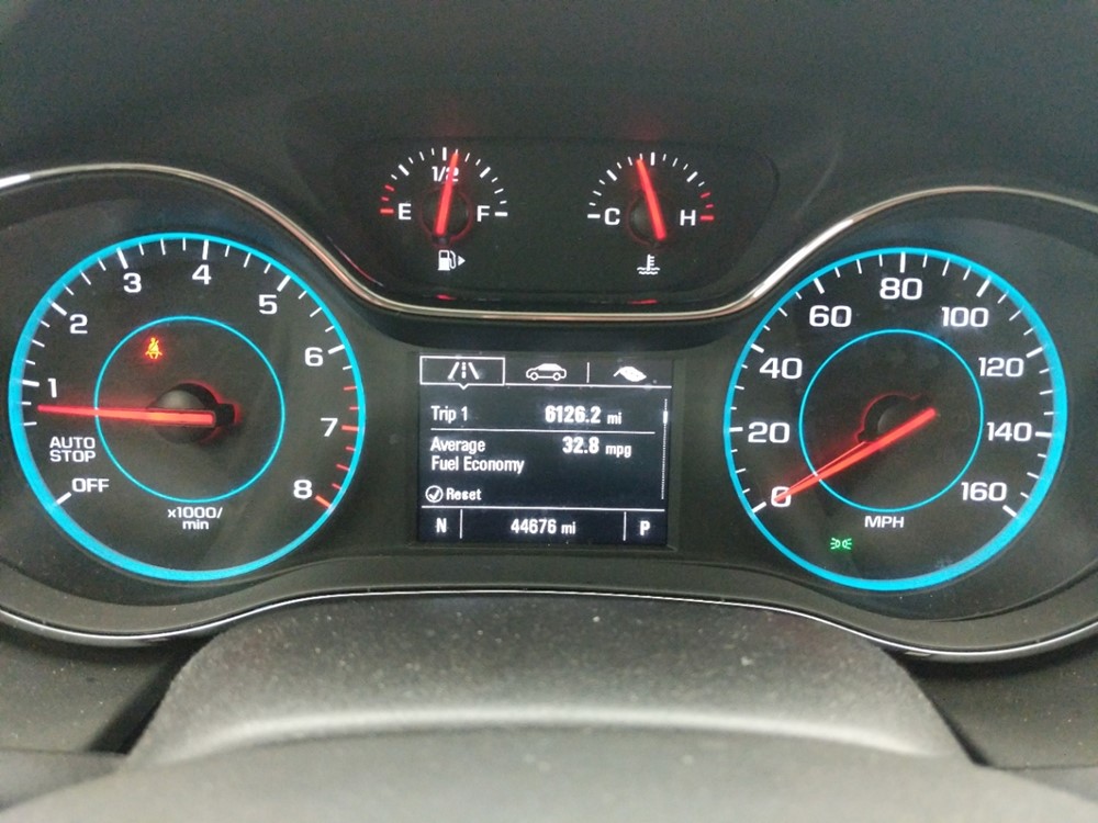 2016 Chevrolet Cruze - Odometer Close Up
