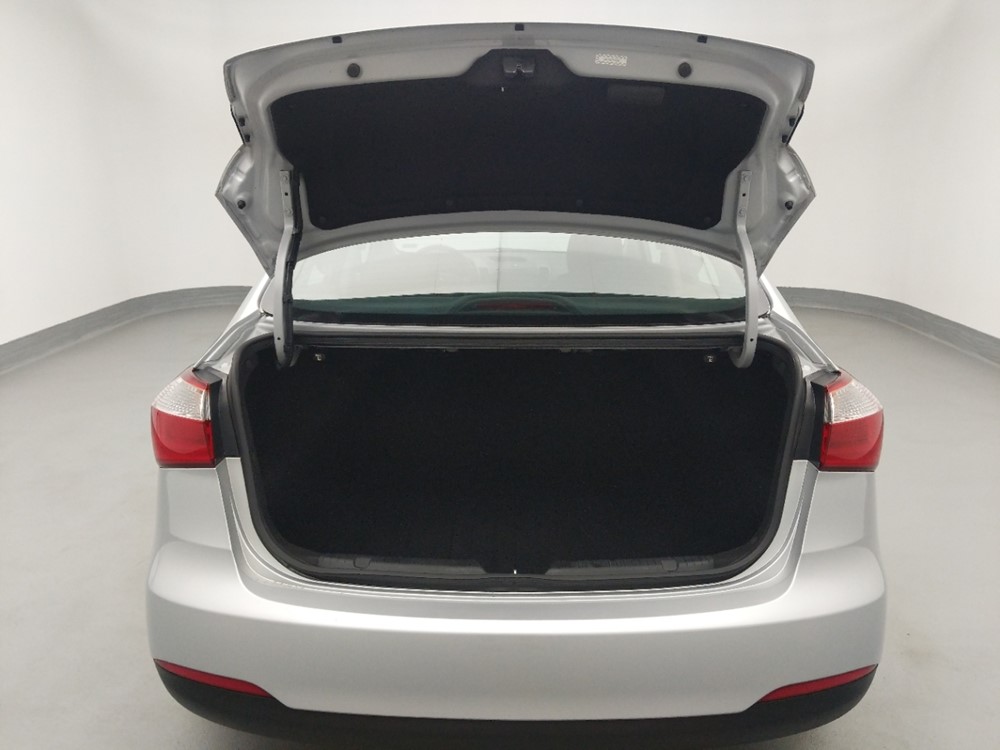 2016 Kia Forte - Trunk