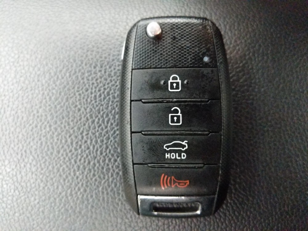 2016 Kia Forte - Keys