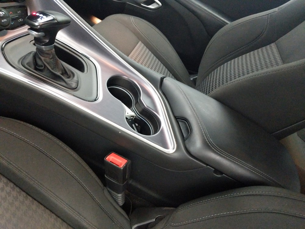 2016 Dodge Challenger - Center Console/Cup Holders