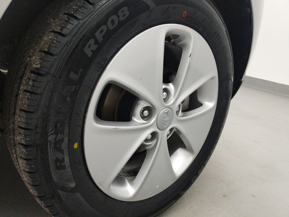 2016 Kia Soul - Wheel