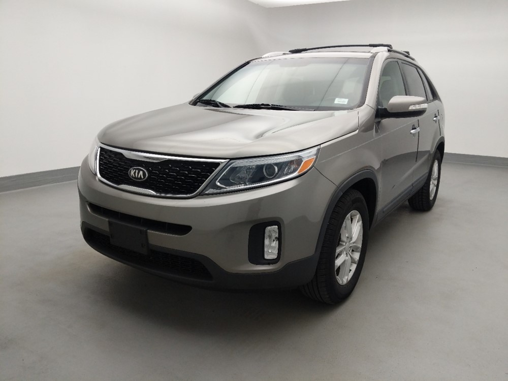 Used 2015 Kia Sorento Driver Front Bumper