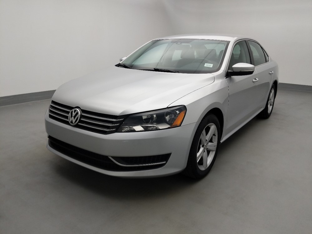 Used 2015 Volkswagen Passat Driver Front Bumper