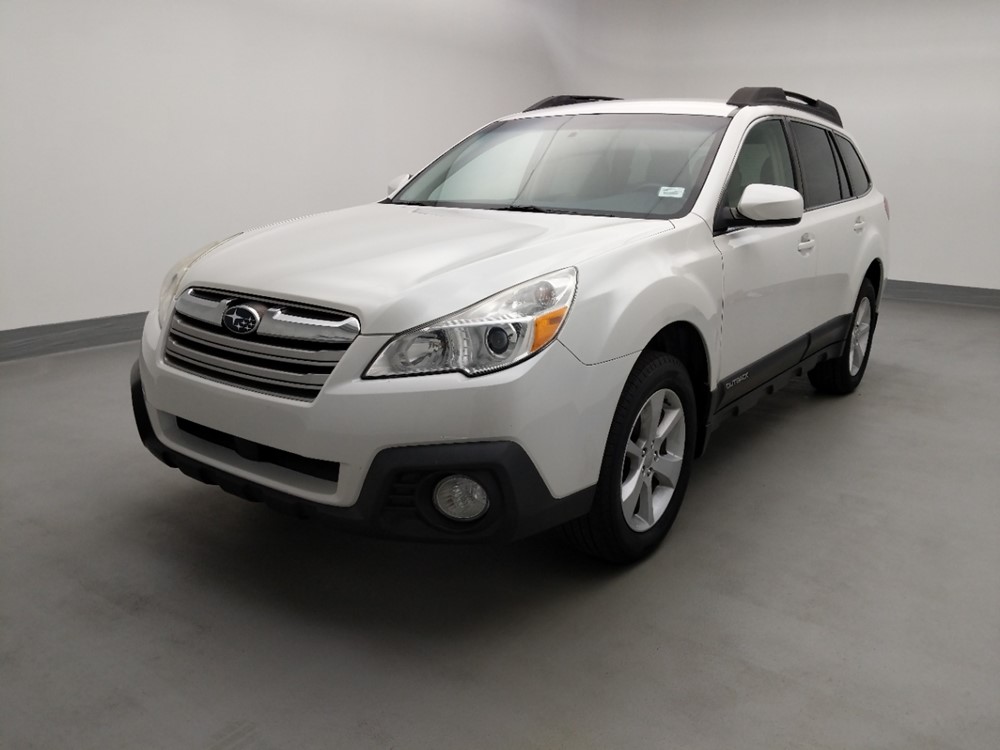 Used 2013 Subaru Outback Driver Front Bumper