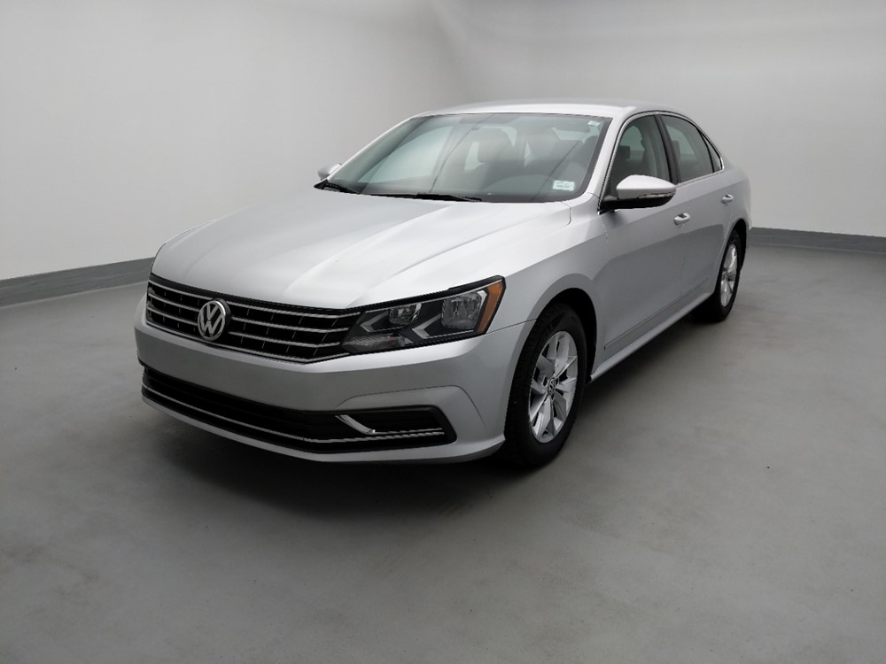 Used 2016 Volkswagen Passat Driver Front Bumper