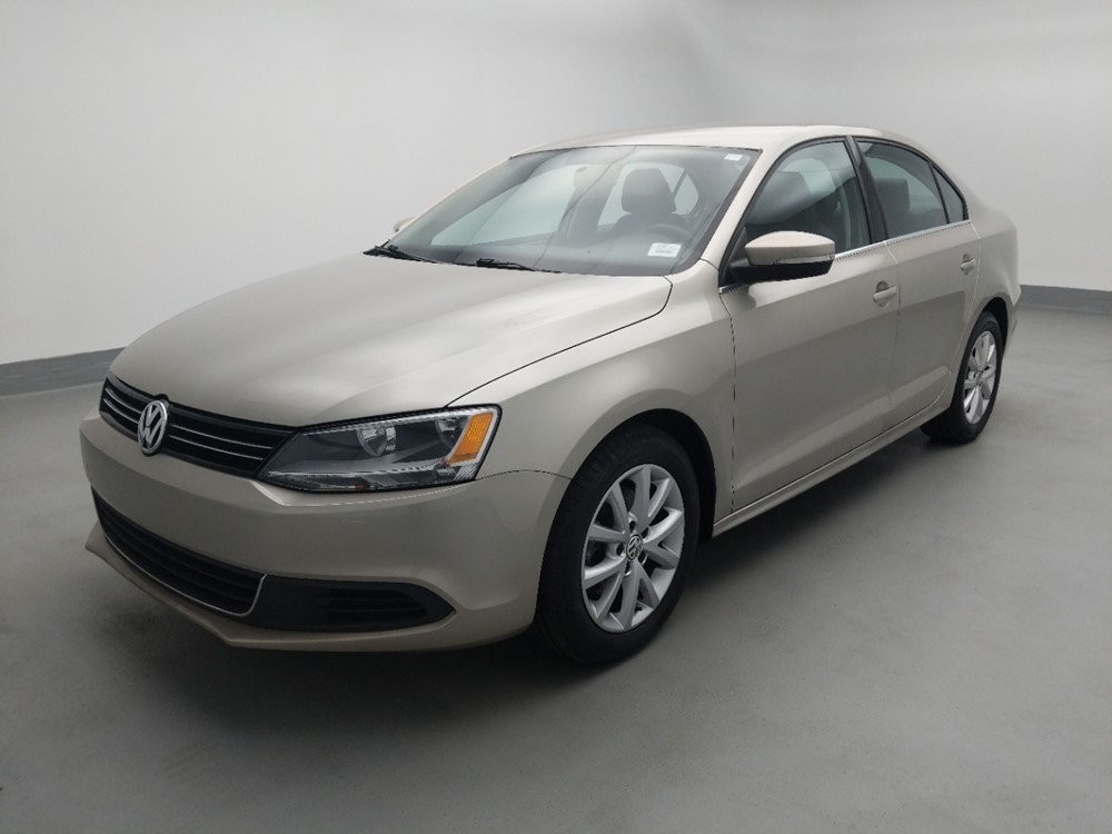 Used 2013 Volkswagen Jetta Driver Front Bumper