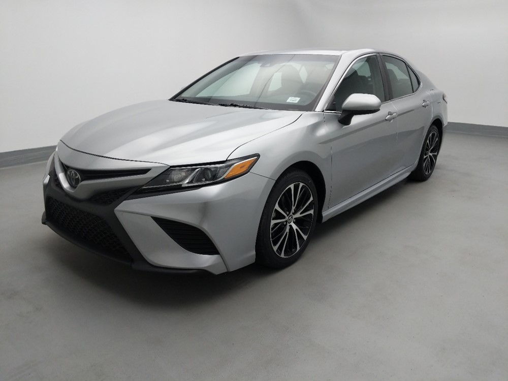 Used 2018 Toyota Camry Driver Front Bumper
