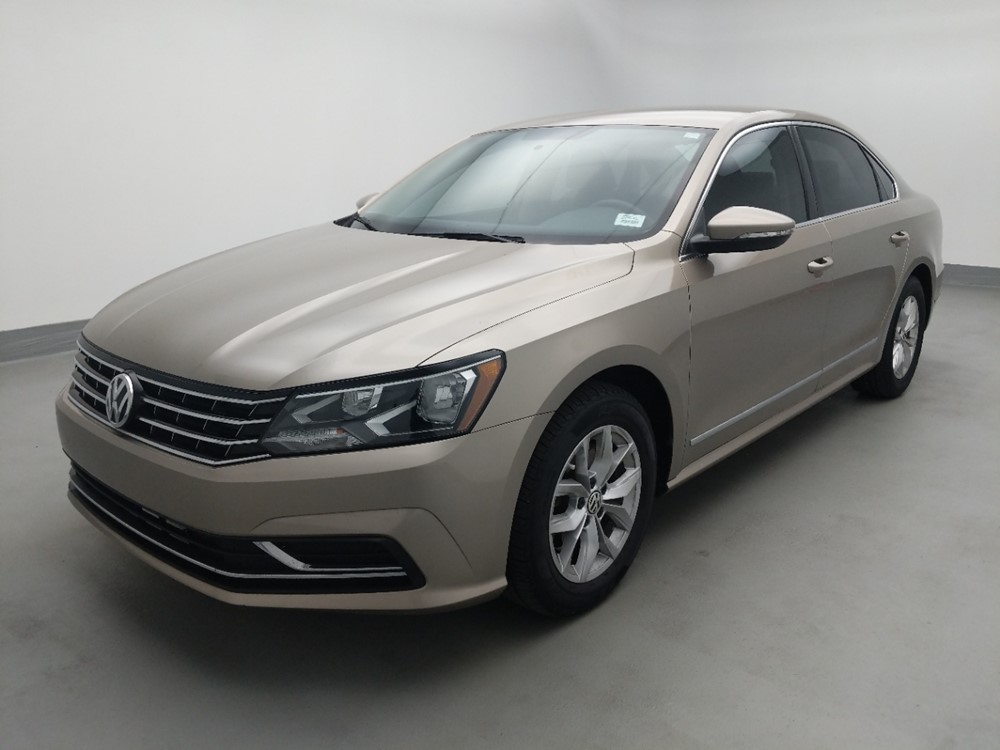 Used 2016 Volkswagen Passat Driver Front Bumper