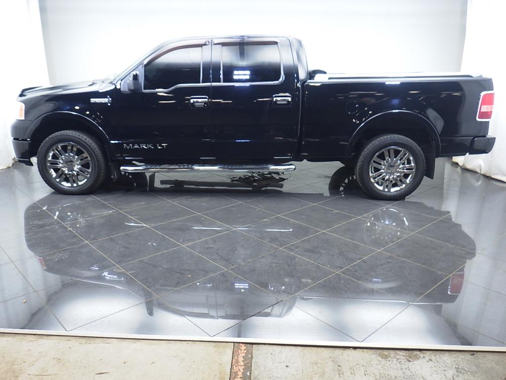 2007 Lincoln Mark LT - Driver Front Side
