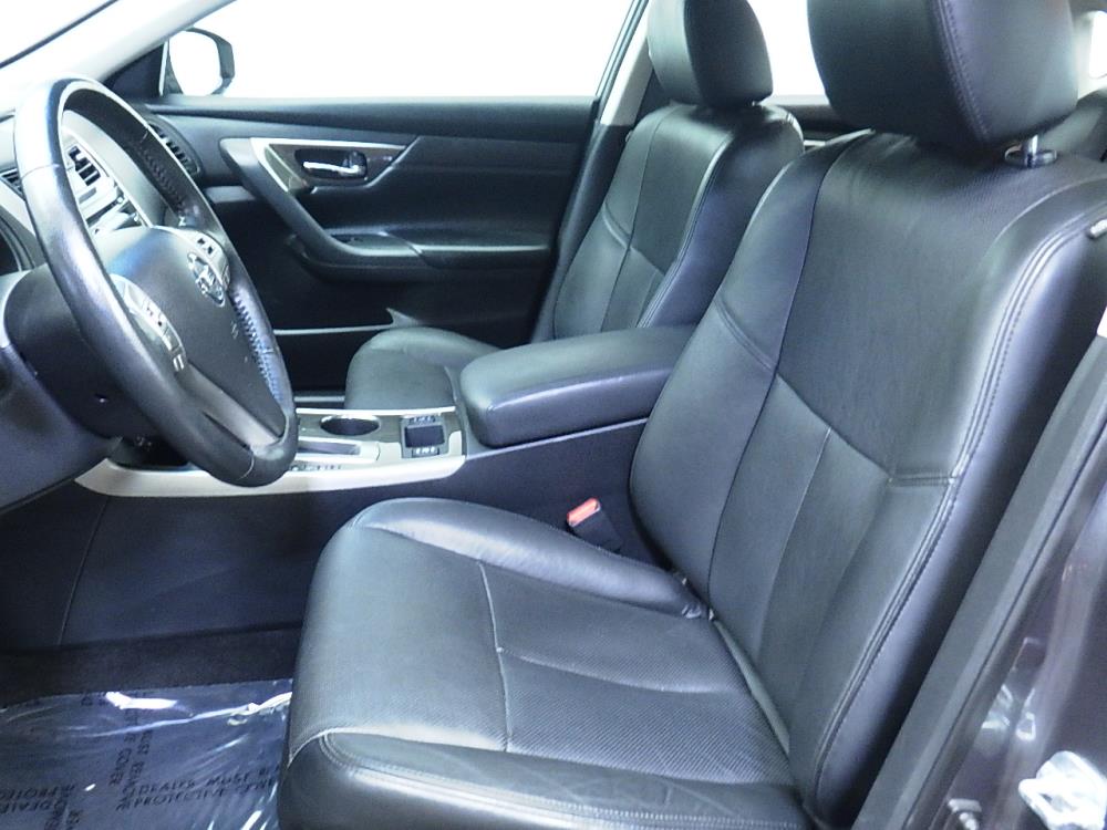 2015 Nissan Altima - Driver Front Seat