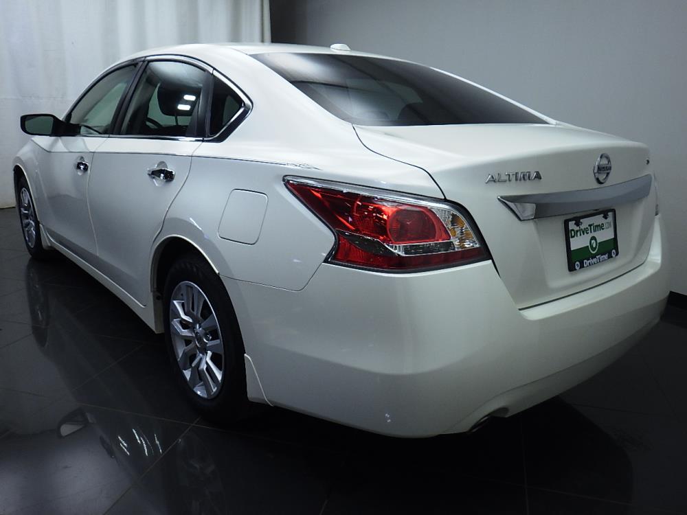 2015 Nissan Altima - Driver Rear Side