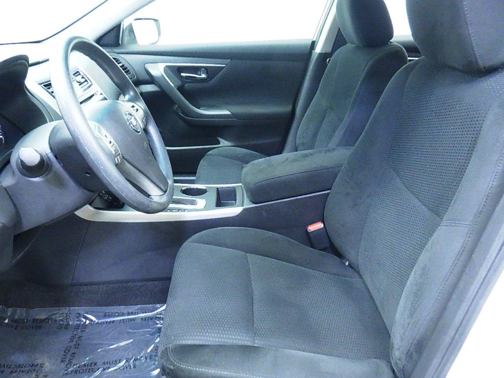 2015 Nissan Altima - Driver Front Seat