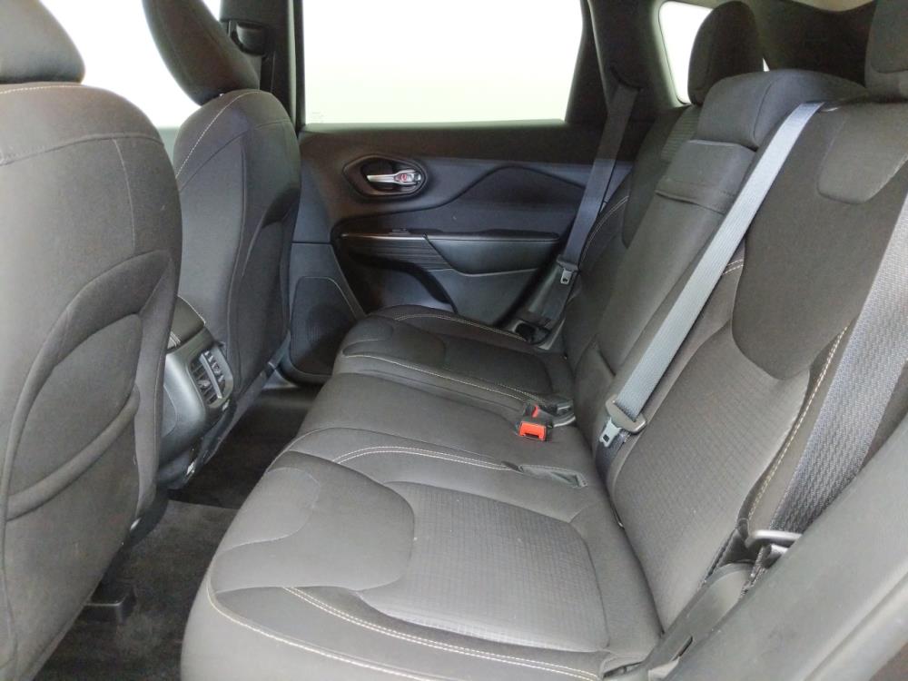 2016 Jeep Cherokee - Driver Rear Seat