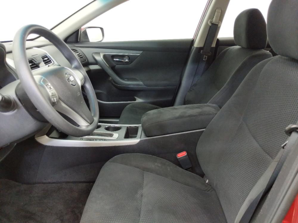 2015 Nissan Altima - Driver Front Seat