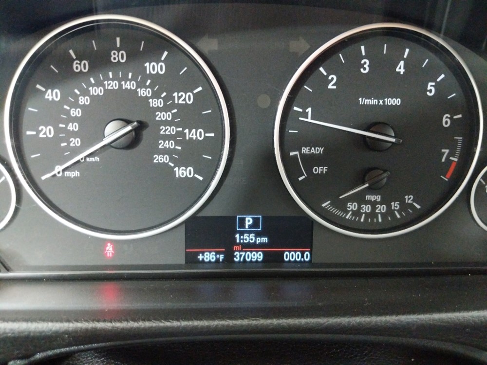 2015 BMW 328i - Odometer Close Up
