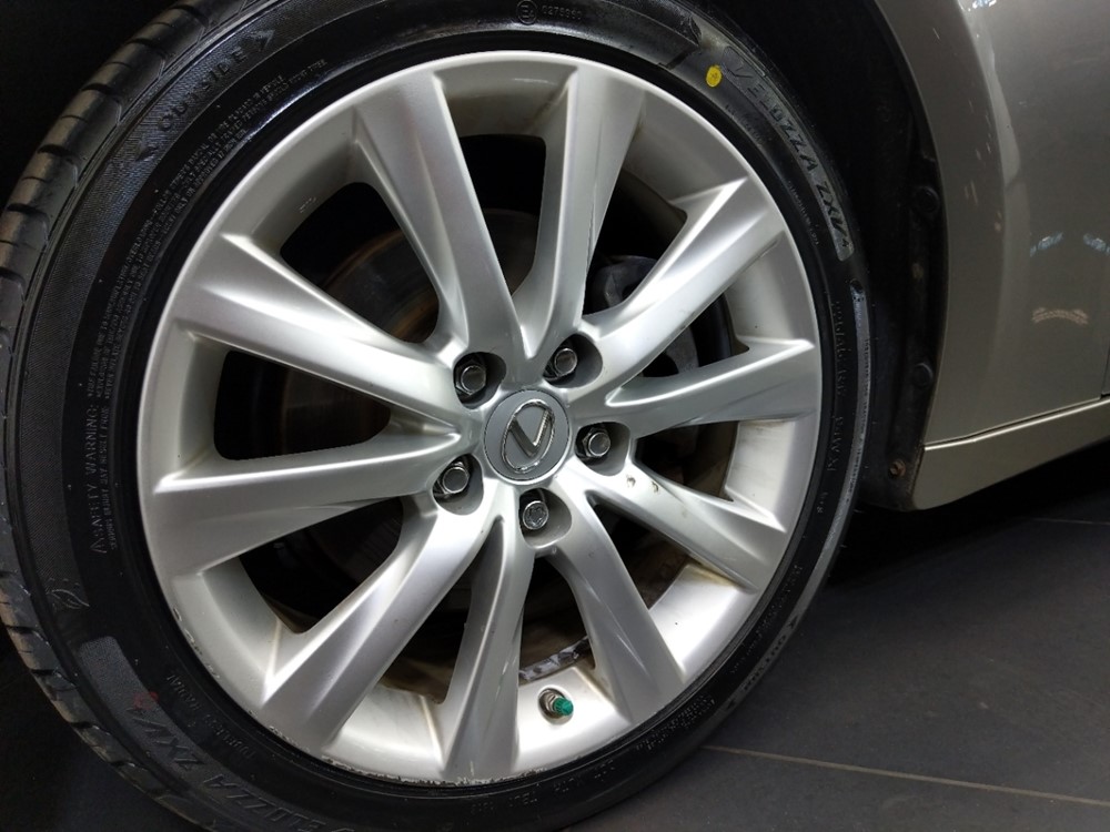 2014 Lexus IS 250 - Wheel