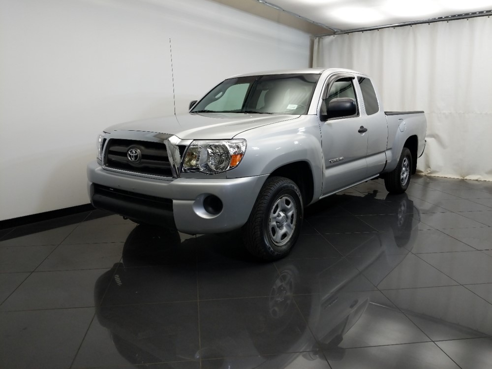 2010 Toyota Tacoma - Driver Front Bumper