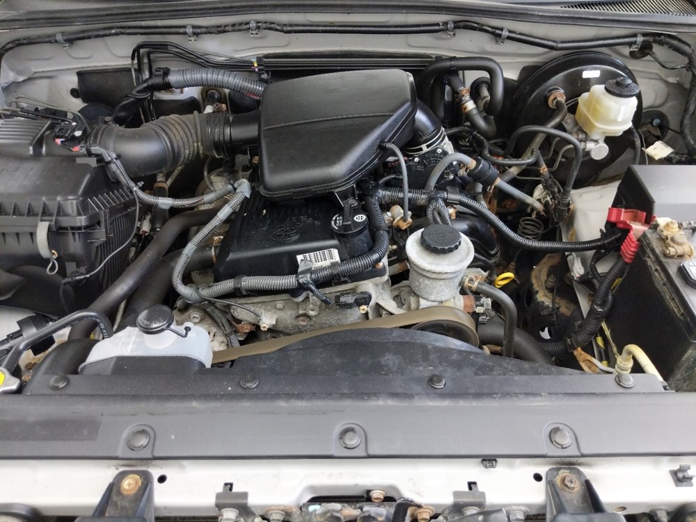 2010 Toyota Tacoma - Engine