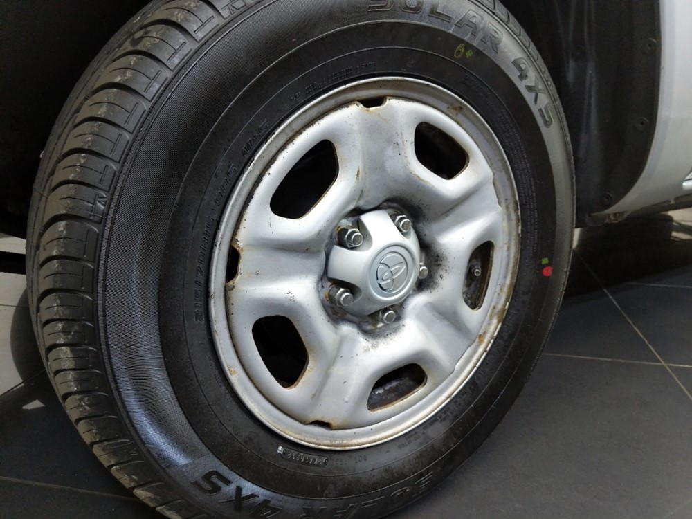 2010 Toyota Tacoma - Wheel