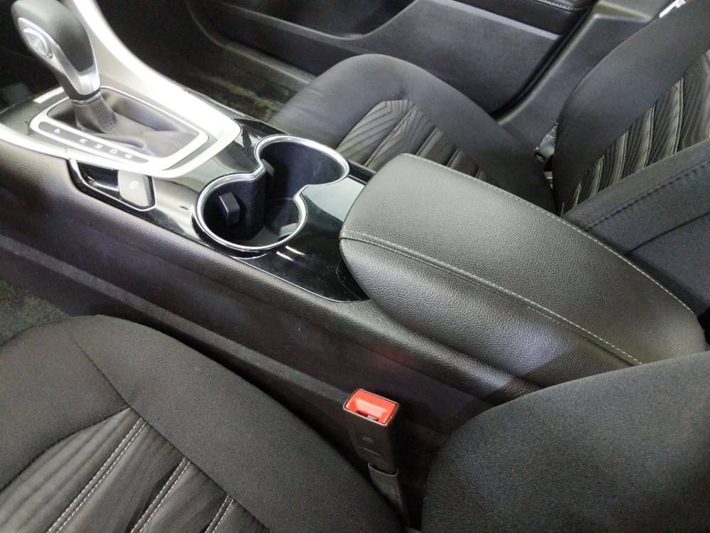 2016 Ford Fusion - Center Console/Cup Holders