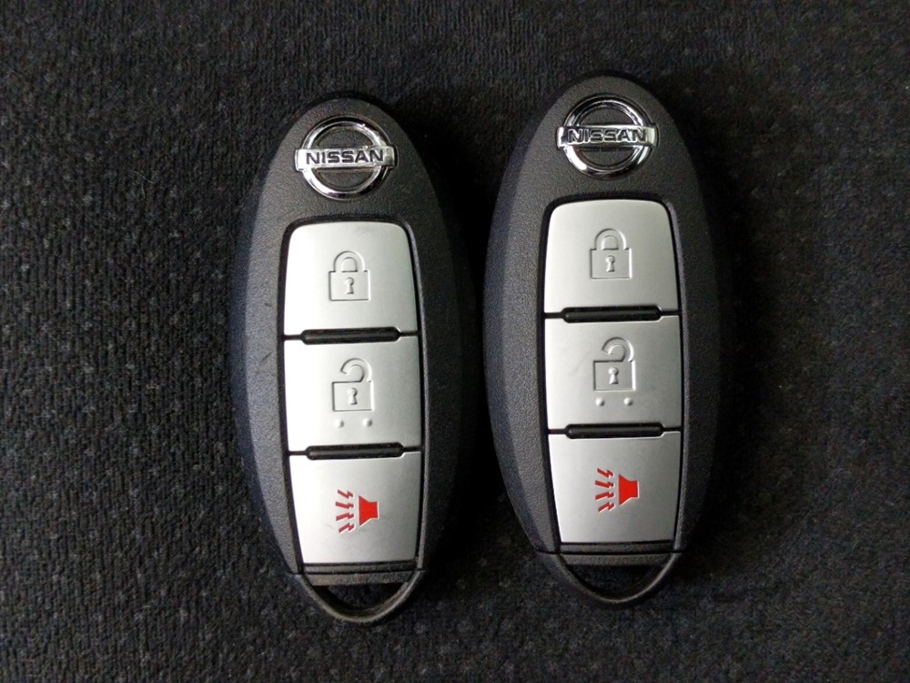 2017 Nissan Murano - Keys