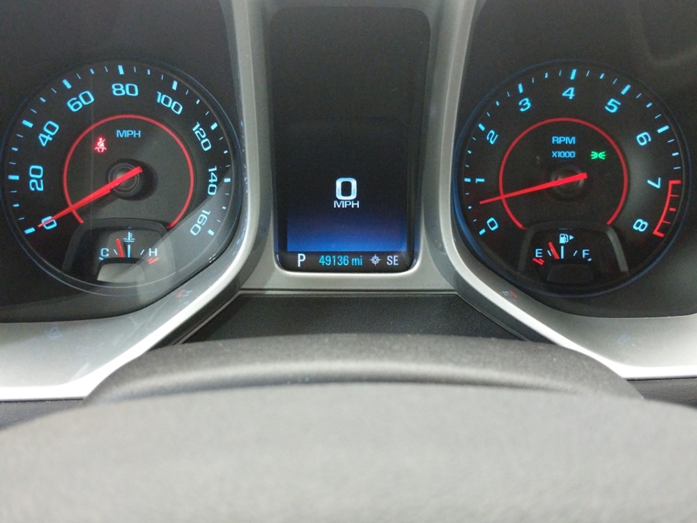 2015 Chevrolet Camaro - Odometer Close Up
