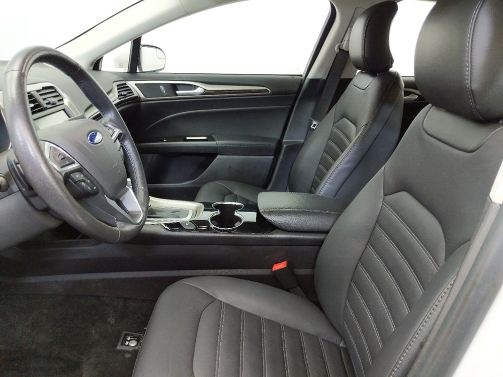 2016 Ford Fusion - Driver Front Seat