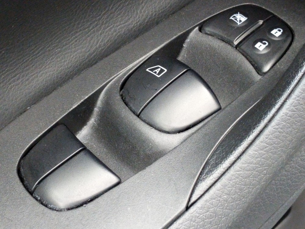 2017 Nissan Altima - Driver Power Windows/Lock Control