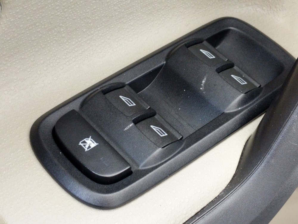 2017 Ford Fiesta - Driver Power Windows/Lock Control