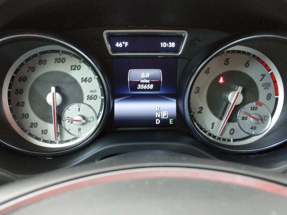 2015 Mercedes-Benz CLA250 - Odometer Close Up