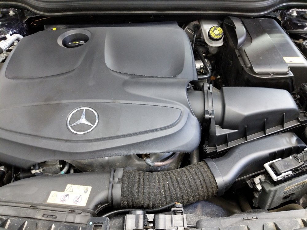 2015 Mercedes-Benz CLA250 - Engine