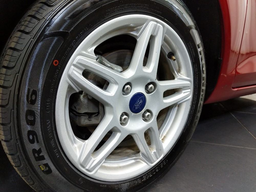 2017 Ford Fiesta - Wheel