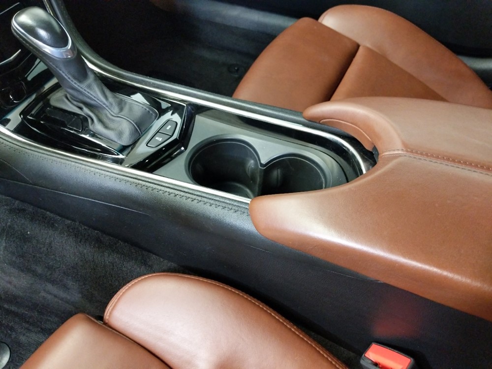 2015 Cadillac ATS - Center Console/Cup Holders