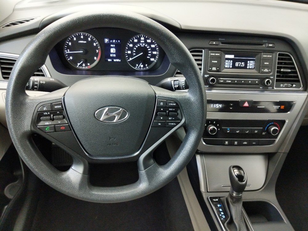 2017 Hyundai Sonata - Driver Dash