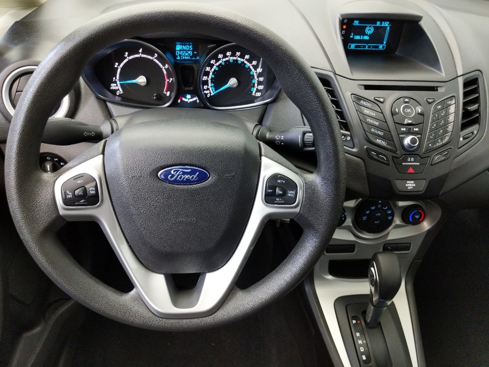 2017 Ford Fiesta - Driver Dash