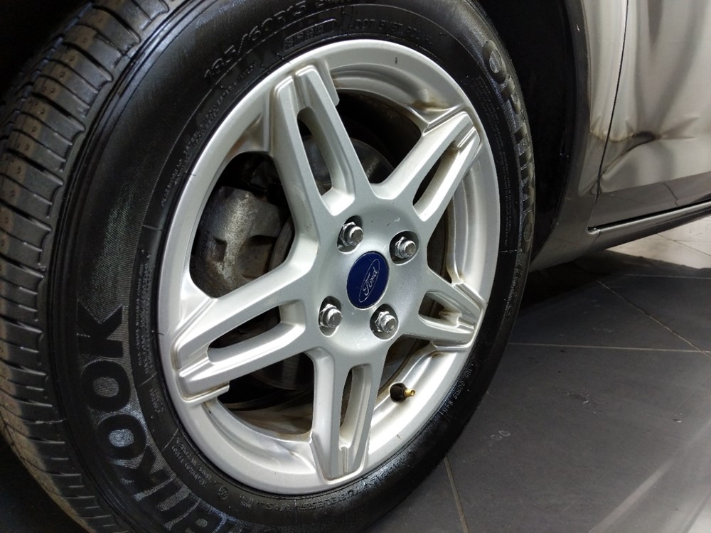 2017 Ford Fiesta - Wheel