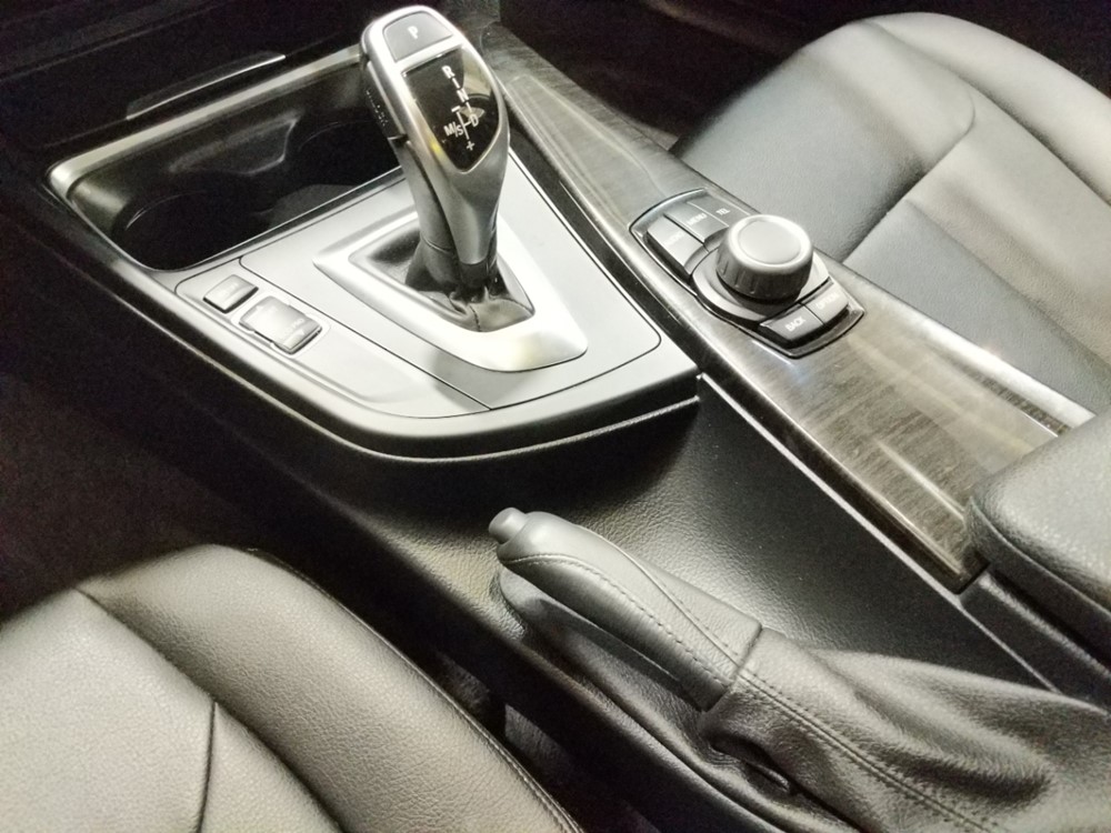 2015 BMW 428i - Center Console/Cup Holders