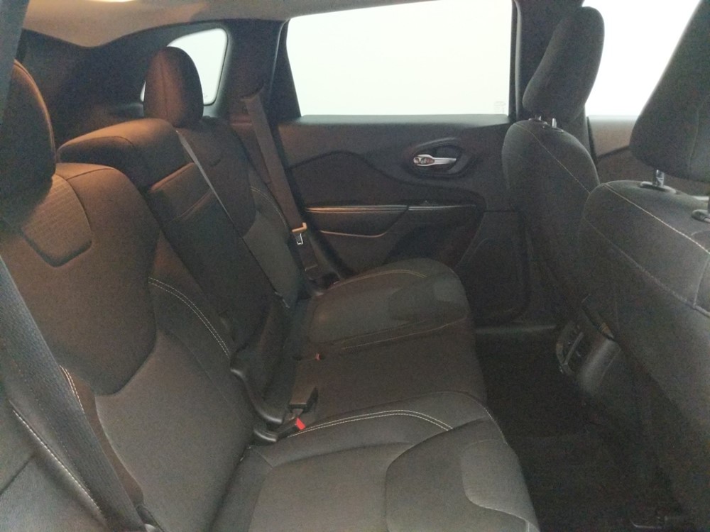2015 Jeep Cherokee - Passenger Rear Seat