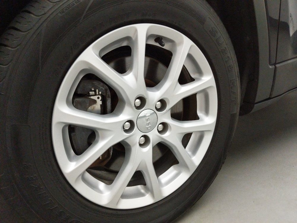 2015 Jeep Cherokee - Wheel