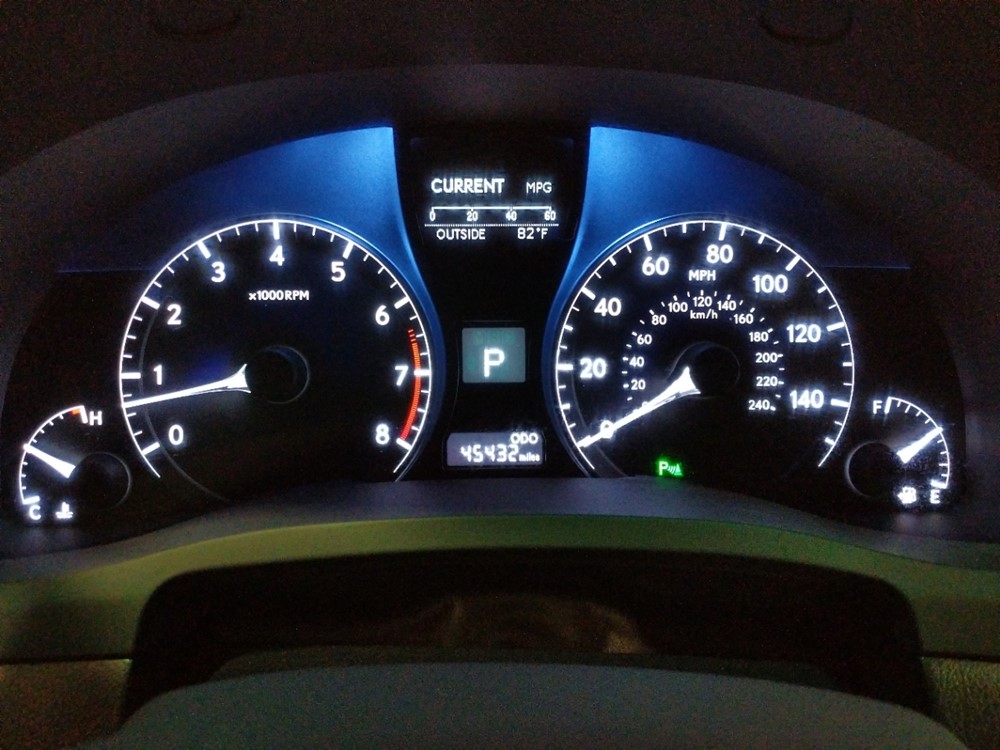 2013 Lexus RX 350 - Odometer Close Up