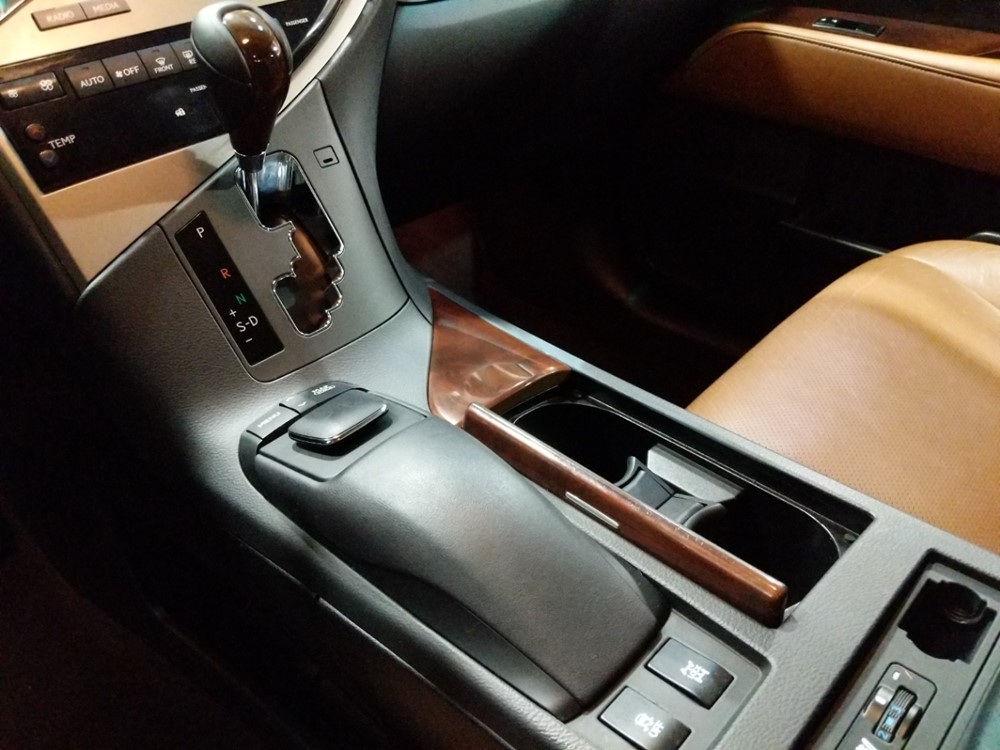 2013 Lexus RX 350 - Center Console/Cup Holders