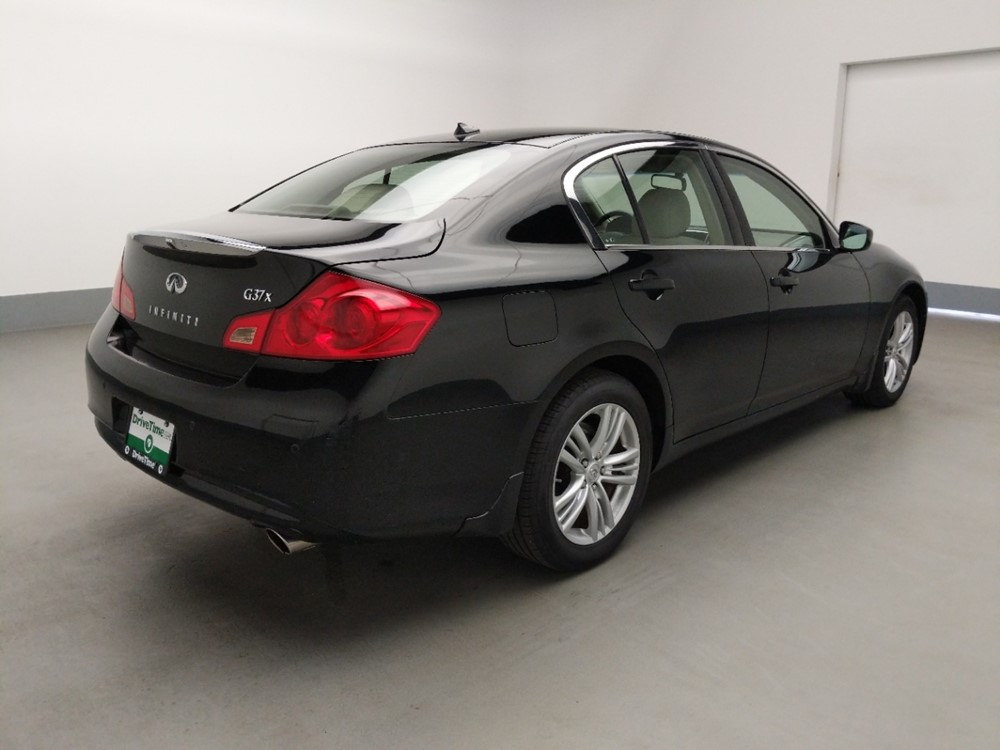 2011 INFINITI G37 - Passenger Rear Bumper