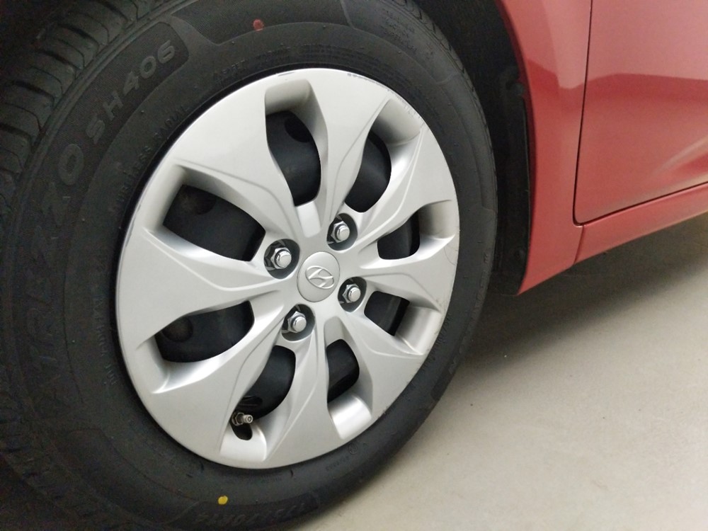 2017 Hyundai Accent - Wheel