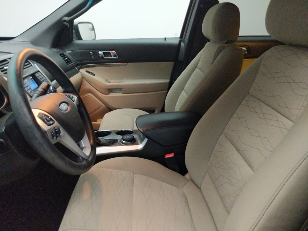 2014 Ford Explorer - Driver Front Seat